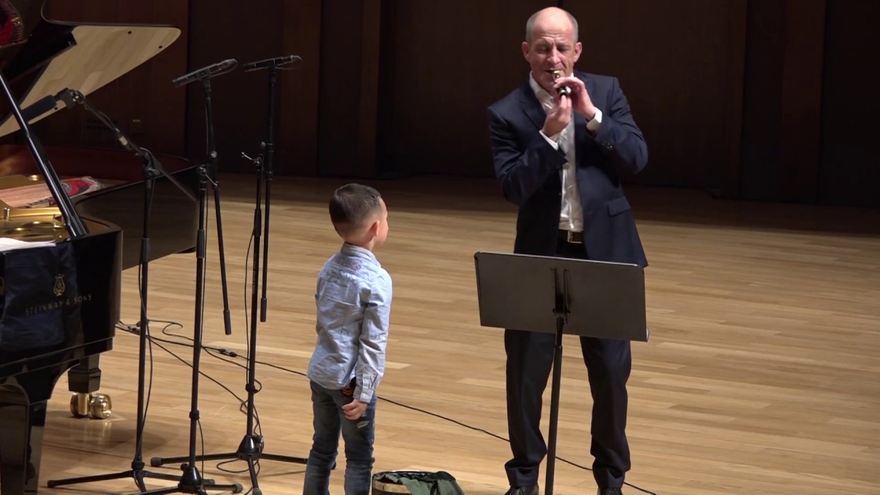 Ronald Van Spaendonck plays 