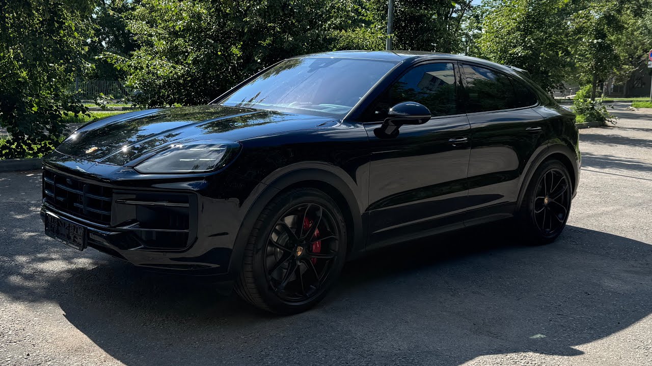 Новый Porsche Cayenne Coupe GTS 2024г, 4.0t - 500лс, цена 25.500.000 рублей.