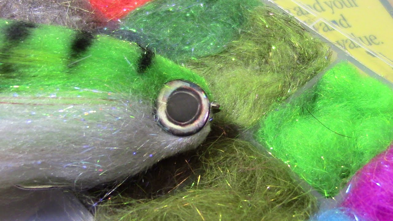 Tying tips: Blending Stack Dubbing