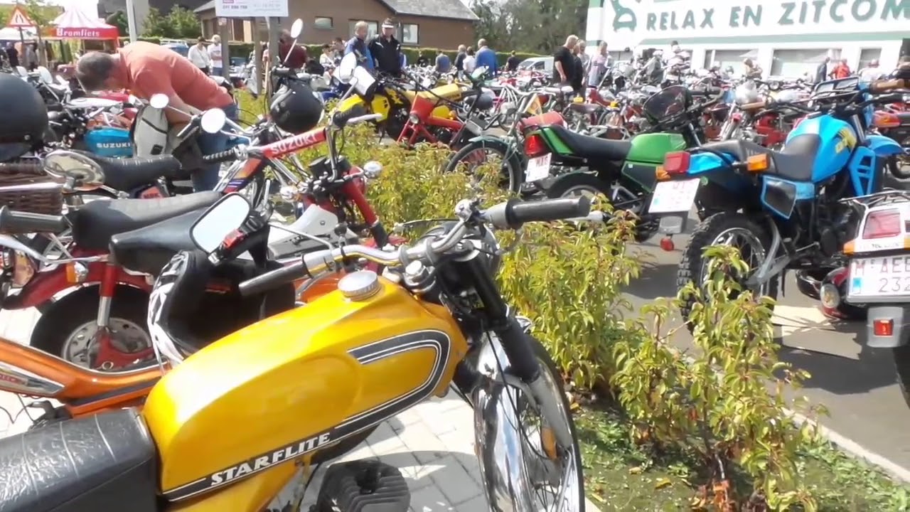Bromfiets Oldtimer Beurs / classic moped Festival / oldtimer brommers
