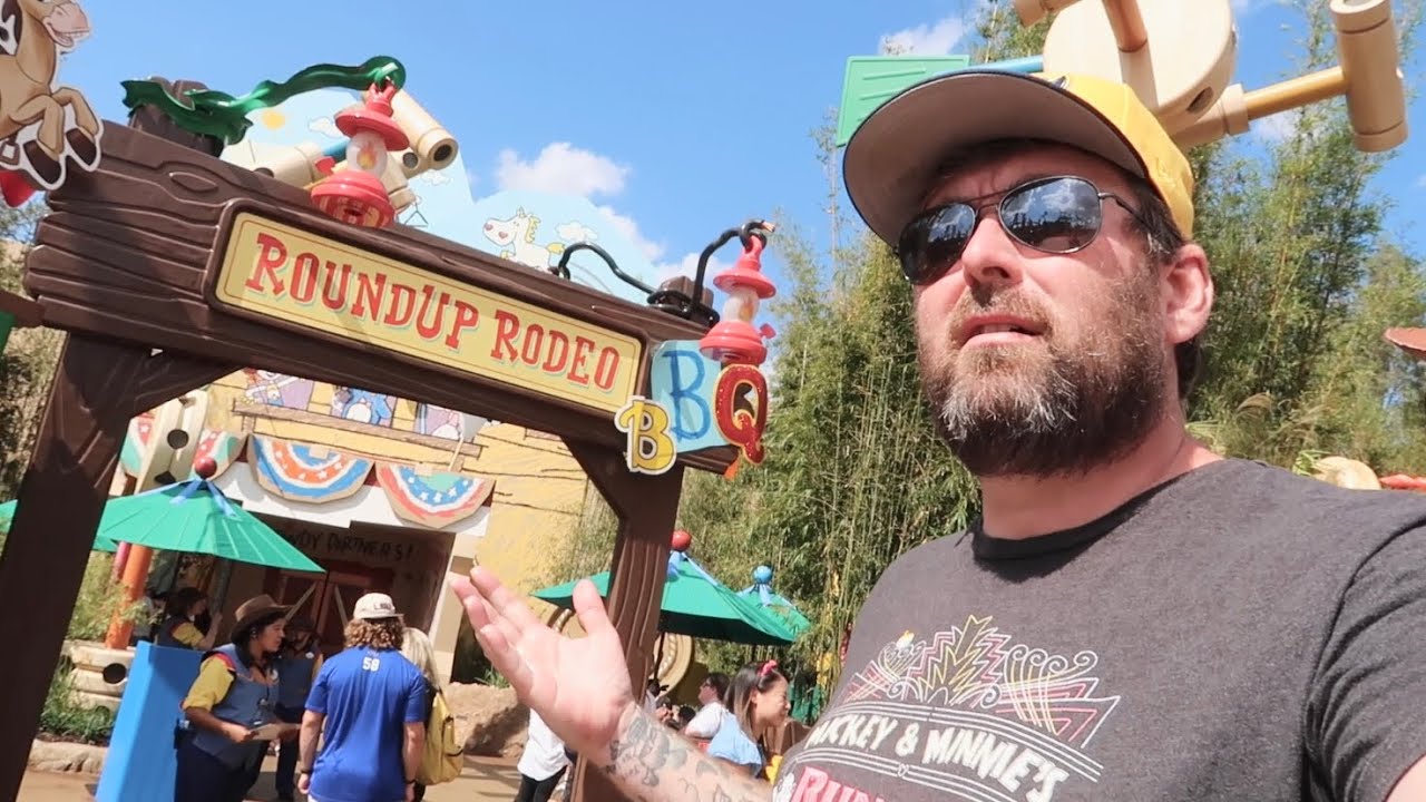 Disney World&rsquo;s NEW Restaurant Has Finally Opened - Eating At Roundup Rodeo BBQ in Hollywood Studios