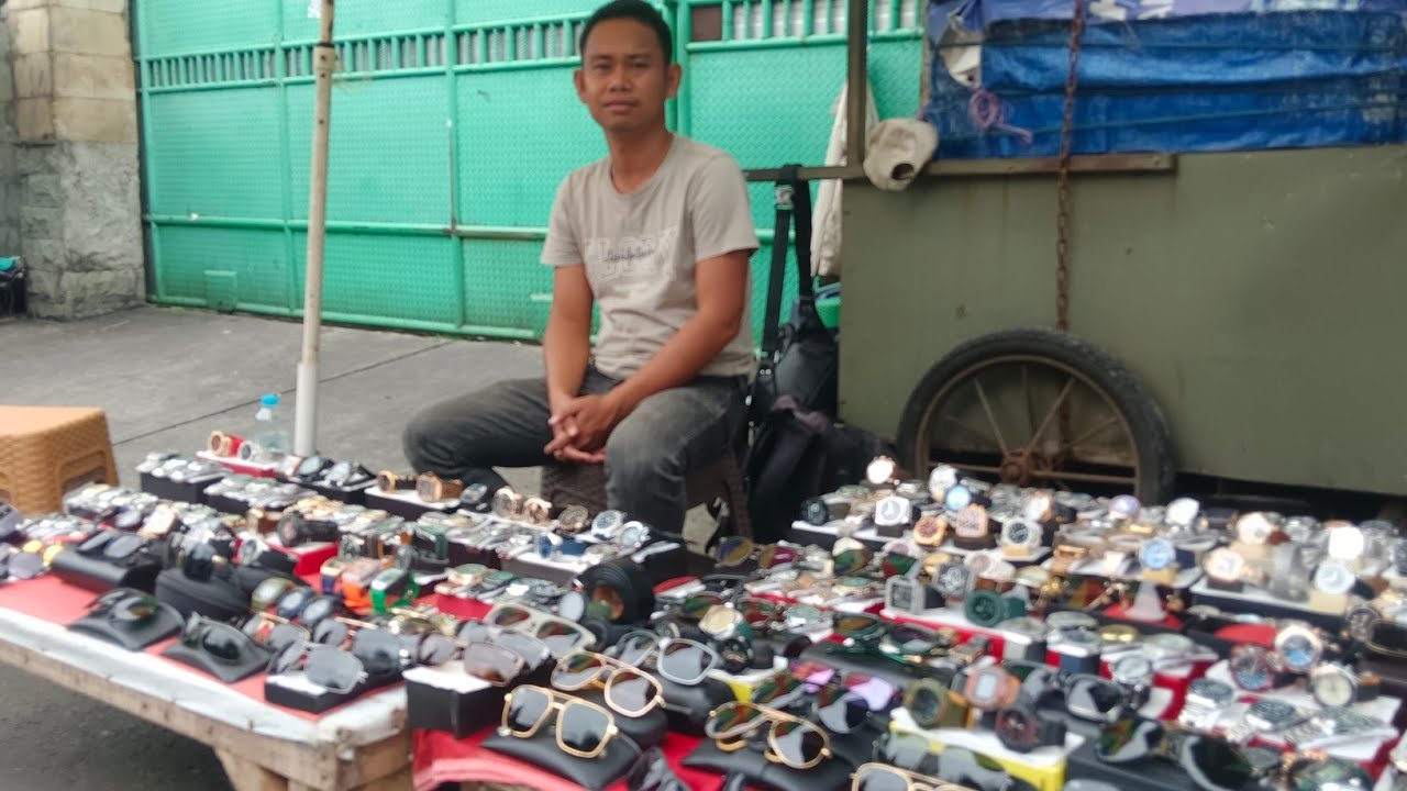 BANYAK STOCK TERBARU JAM TANGAN BRANDED DIPASAR LOAK JEMBATAN ITEM JATINEGARA//OPIN 081278587887