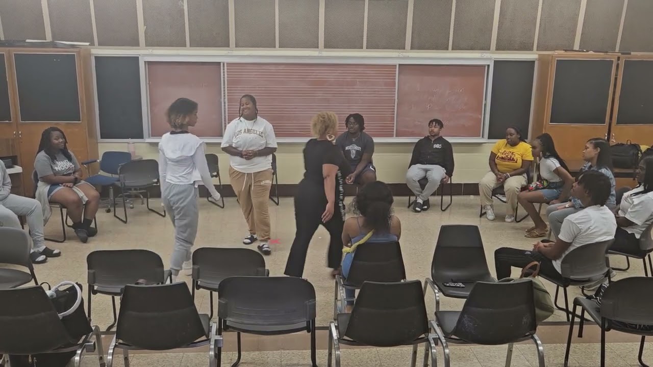 The Big Wind Blows: Theatre warm-up game