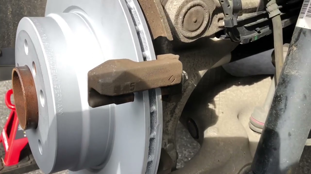 2017 BMW X5 xDrive35i rear brakes