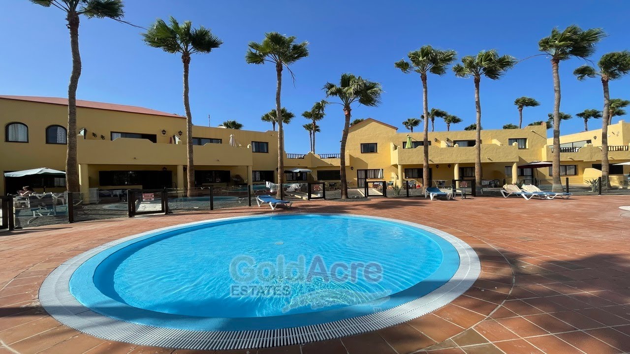 Oasis Royal 2 bedroom Ground Floor in front of the pool!! Now for sale!