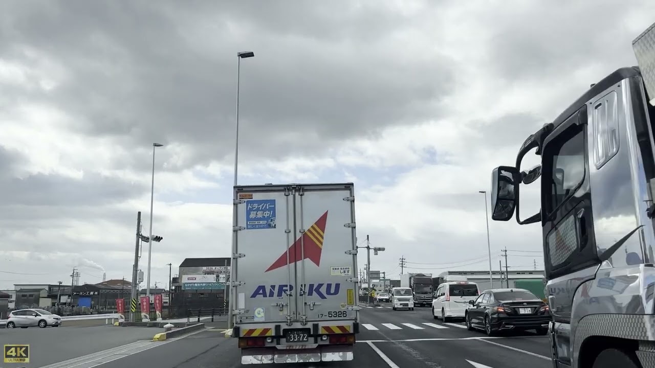 2026年2月9日 国道23号線大渋滞 大雪の影響で住友電装の所の高架でトラック2台が立ち往生 11時現在桑名市内はそれなりに渋滞は解消の方向。町屋橋を渡ると渋滞未解消
