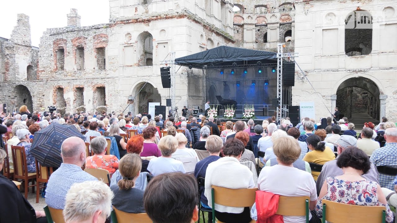Gala w Krzyżtoporze. Nagrody biskupa Nitkiewicza rozdane
