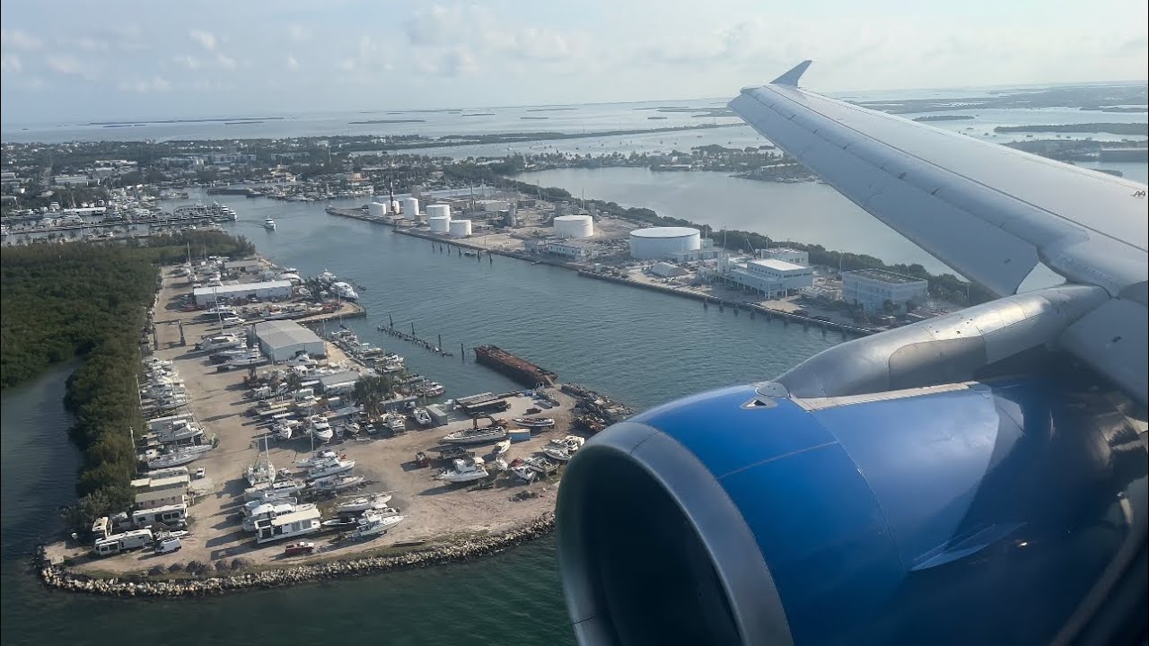 Allegiant Airbus A319 Famous Slam Landing Key West Intl. (KEYW)