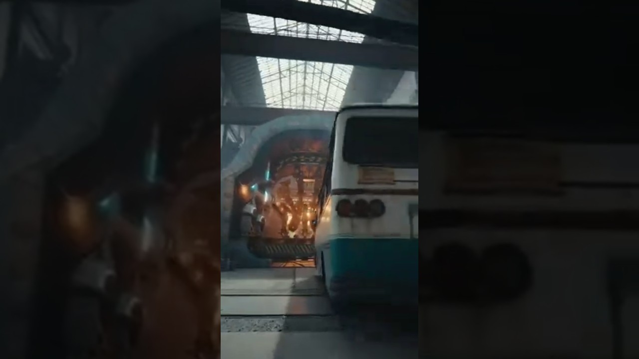 Rusty Bus Enters a Giant Machine… What Comes Out Is Unreal 😱 | Ultimate Restoration
