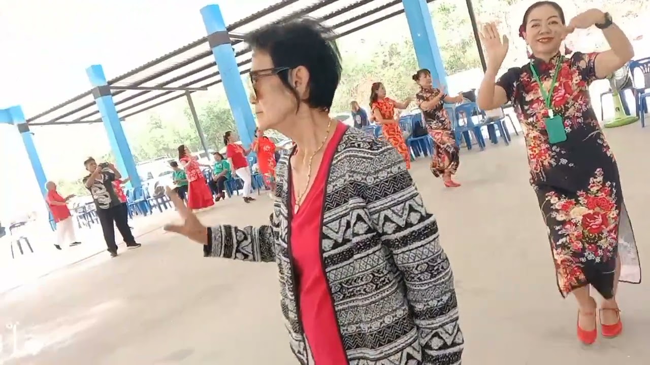 ชมรมผู้สูงอายุชุมชนคนพลูจสหลวงรวมใจ