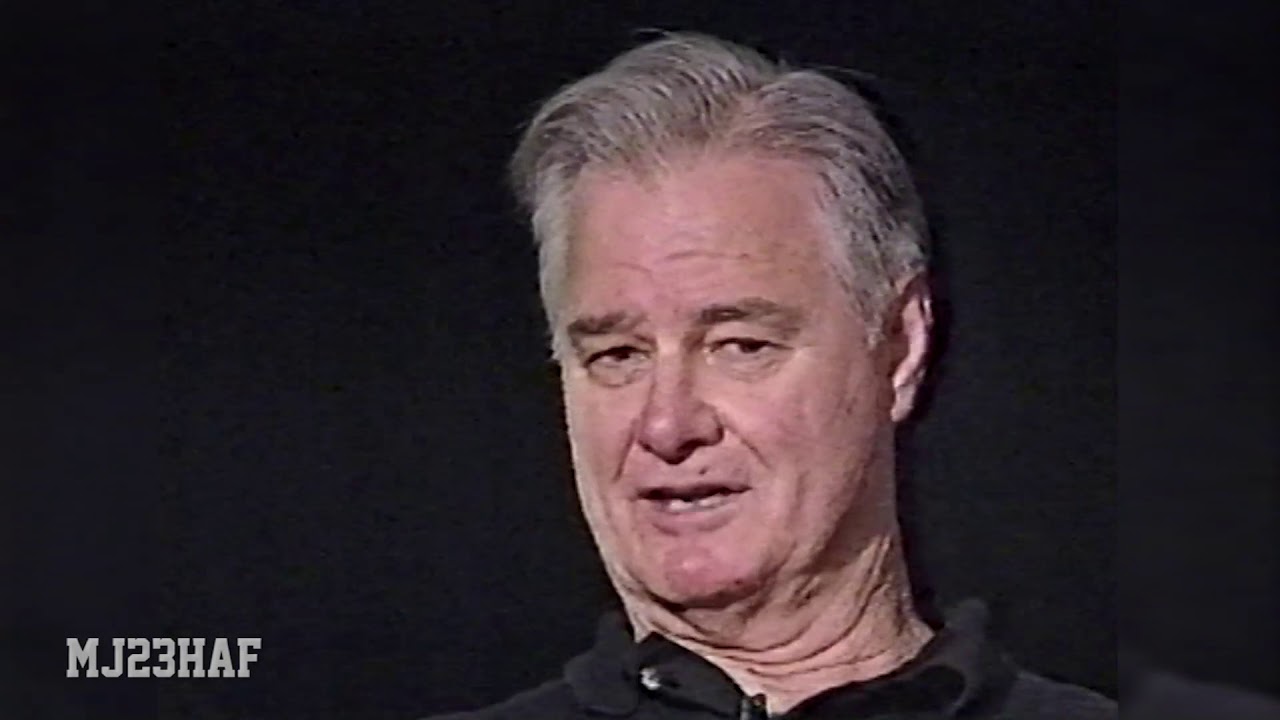 Tex Winter on How Michael Jordan Accepted the Triangle Offense 1992