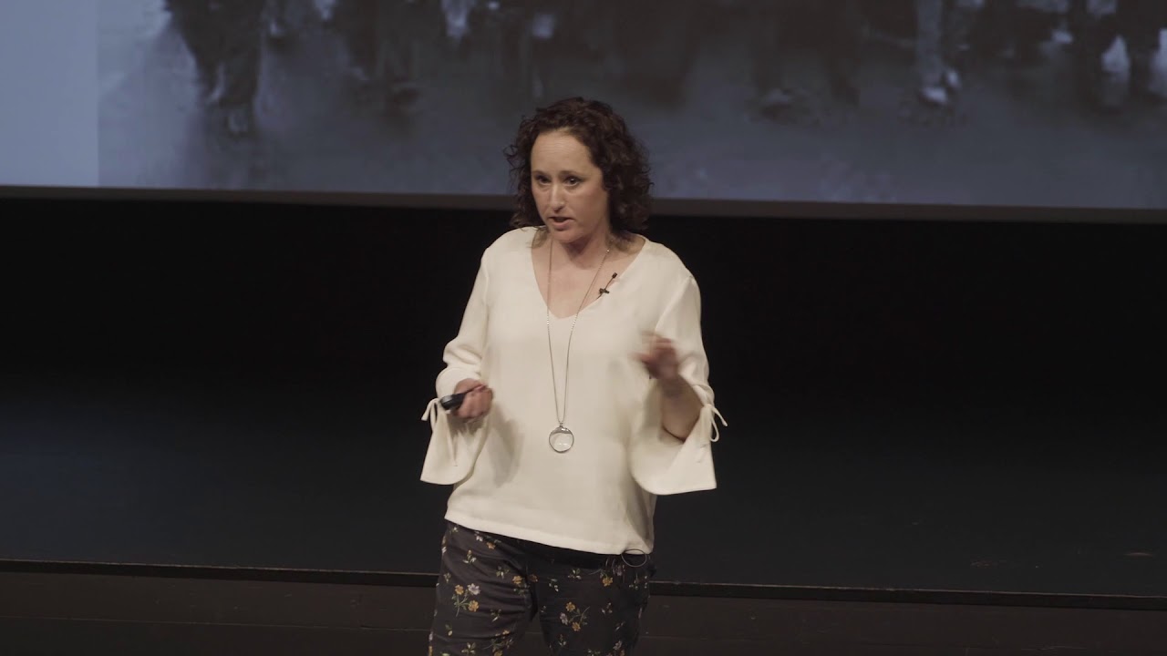 Postcolonial encounters in slum tourism | Meghan Muldoon | TEDxUW