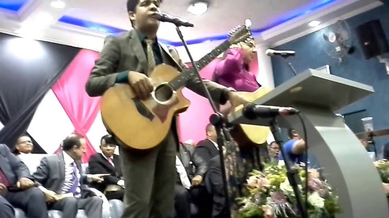SETOR 39 - Dupla Canção e Louvor adorando no Congresso de Adolescentes