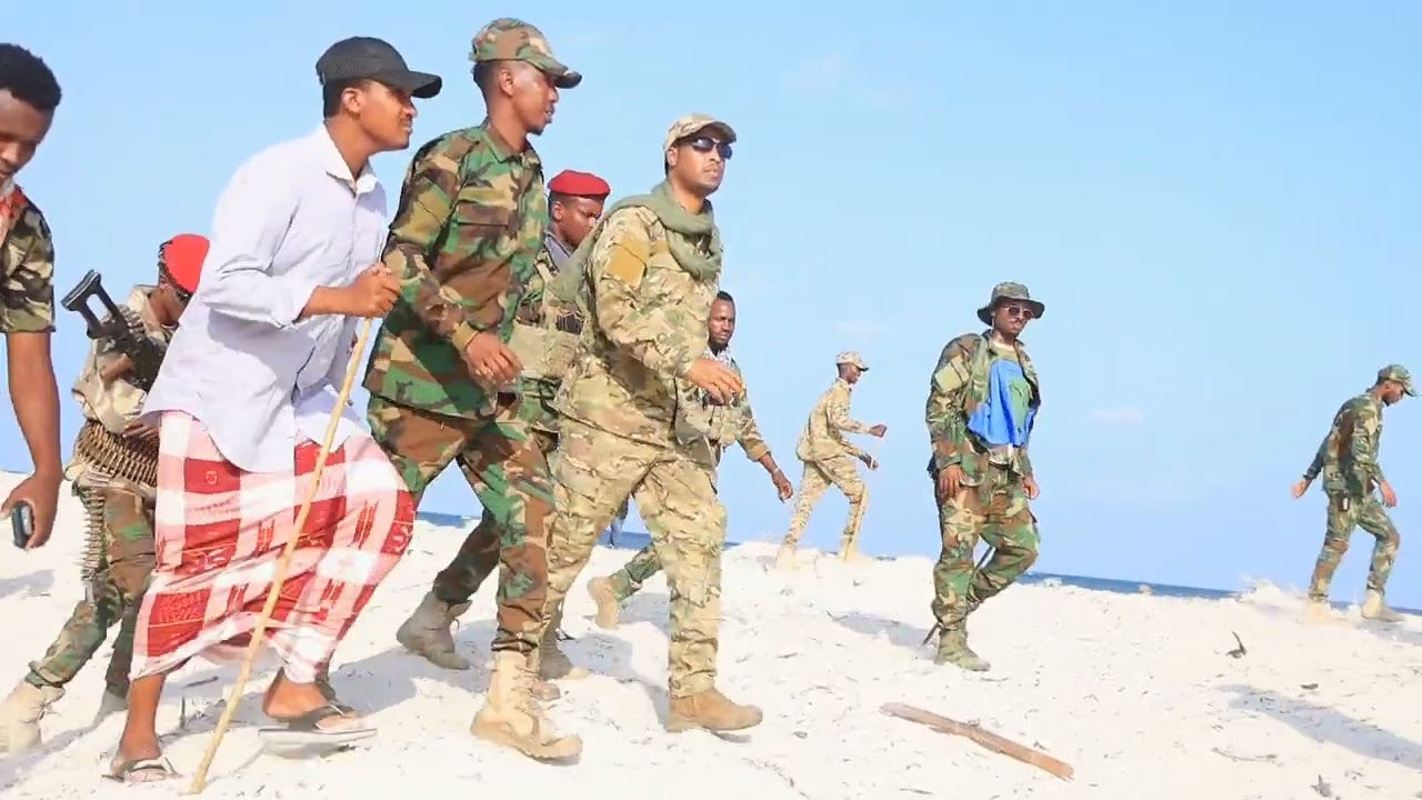 Taliyaha Ciidanka Dhulka oo kormeer ugu tegay geesiyaasha CXD ee ku sugan deegaanka Gendershe