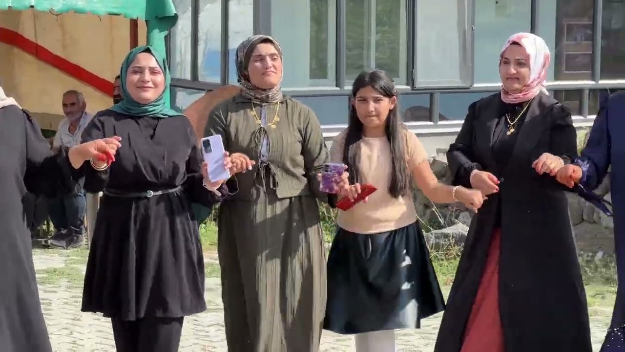 Düğün dediğin köy düğünü olur neden mi işte cevabı