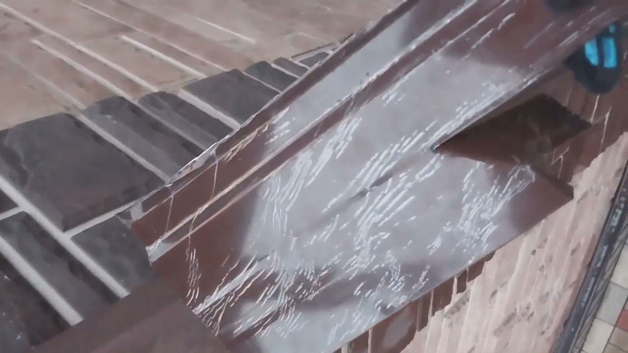Водосточные желоба из профнастила