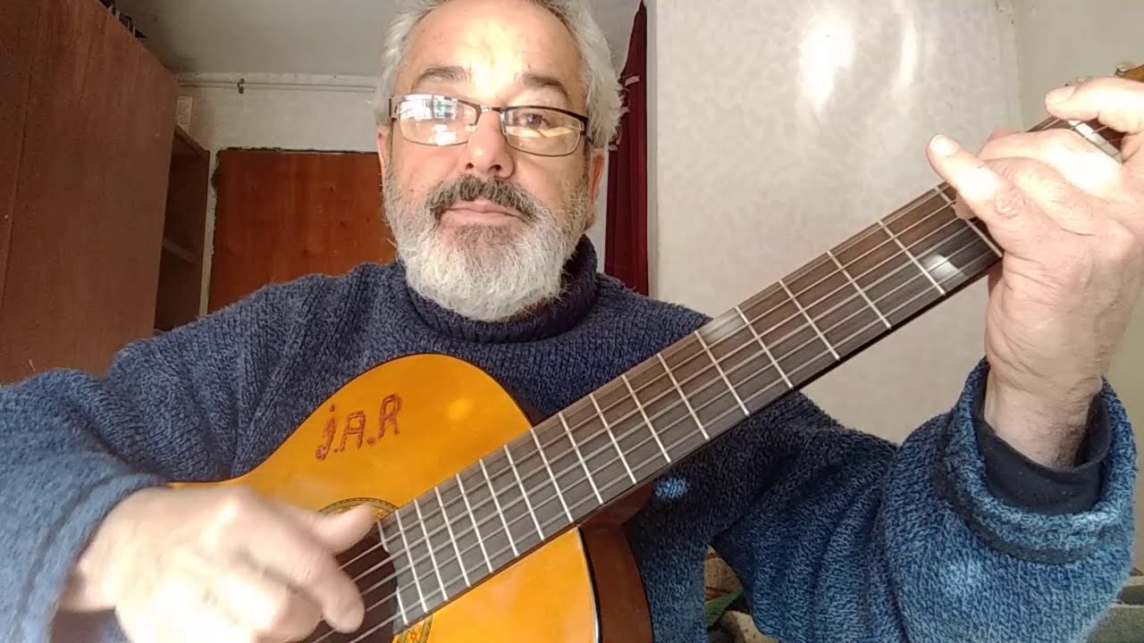 Cómo toco y canto ,pescador y guitarrero .HORACIO GUARANY