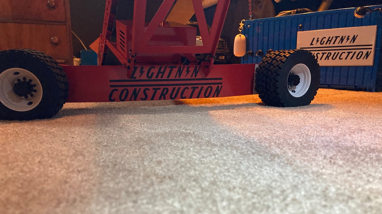 1/14 scale RCModelDesign rotating conveyor