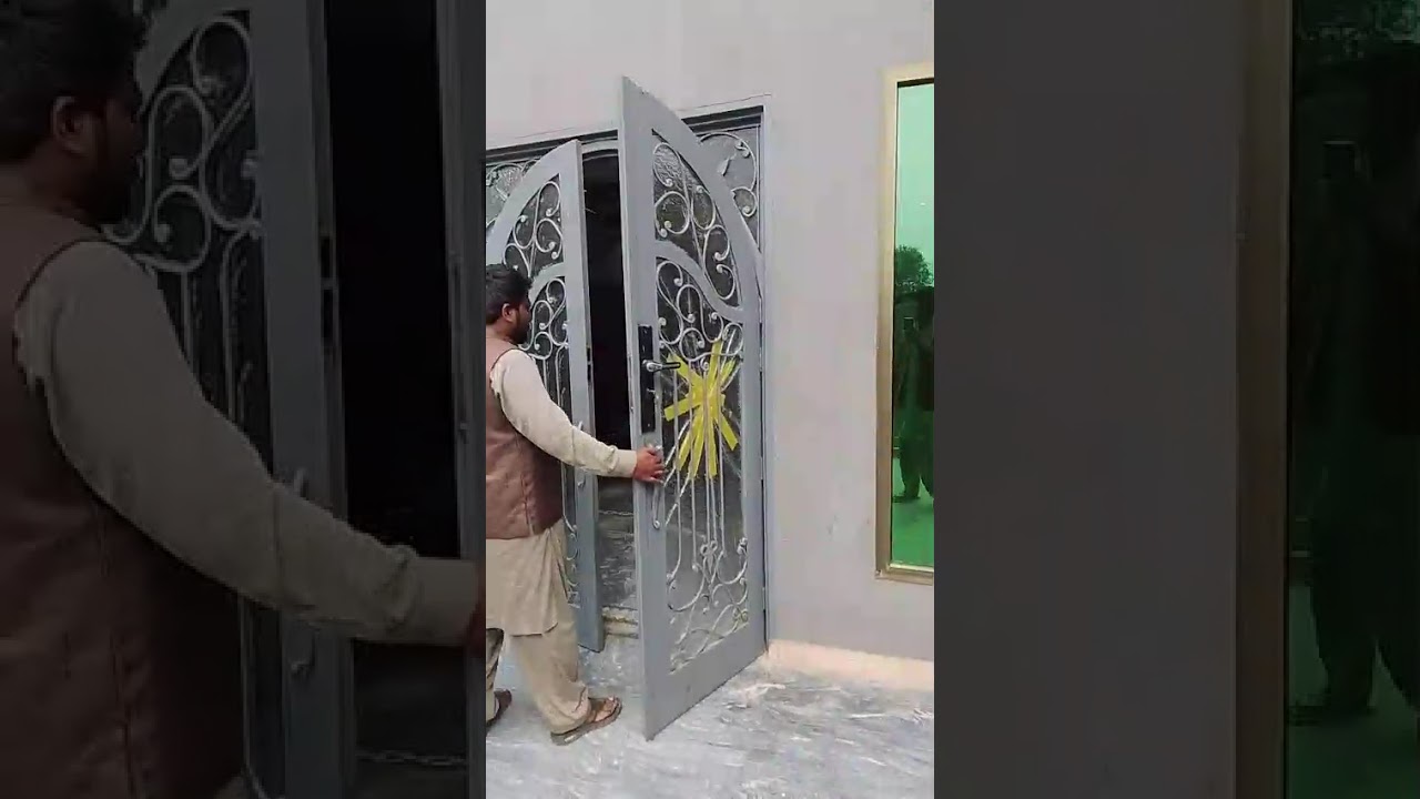 20 مرلہ کوٹھی 20 مرلہ جانوروں کا فارم برائے فروخت لوکیشن چک نمبر 172 تحصیل و ضلع لیہ 
