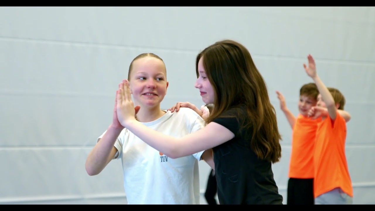 Officiële aftermovie van de Jeugdfonds Sportclinics 2025