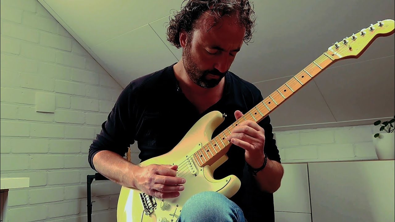 Joe Satriani-A Cool New Way-Guitarcover by Mark Vergoossen