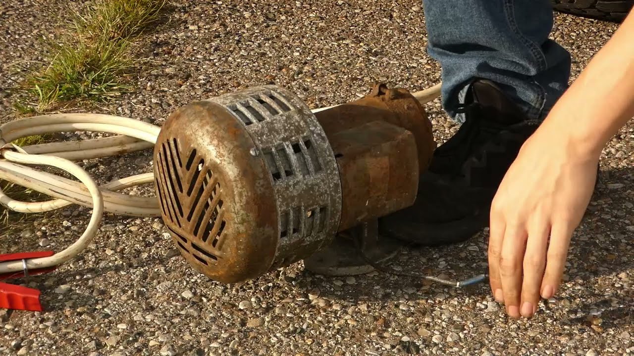 Newly acquired Federal Model 76B emergency vehicle siren | 8/21/25
