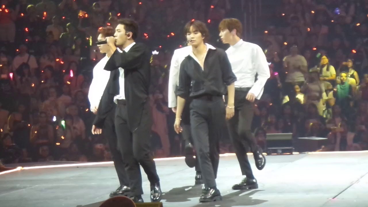 NU'EST - INTRO + DEJA VU KCON LA 190817 FANCAM