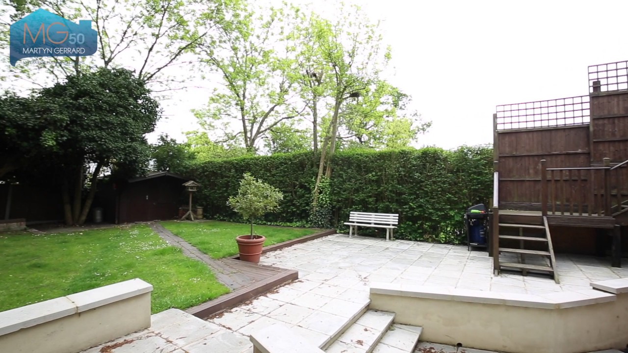 Woodville Road, Barnet , Hertfordshire, EN5