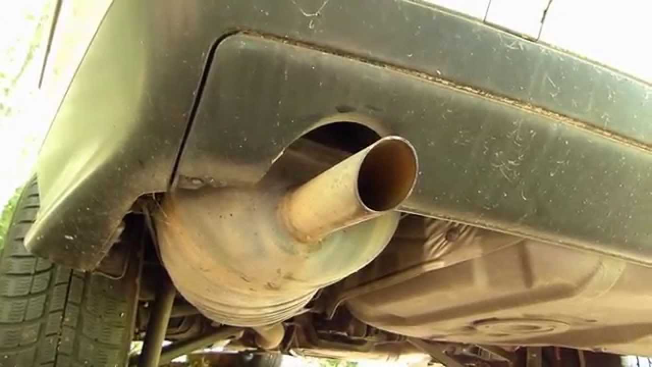 Comment démonter le silencieux arrière sur BMW E36