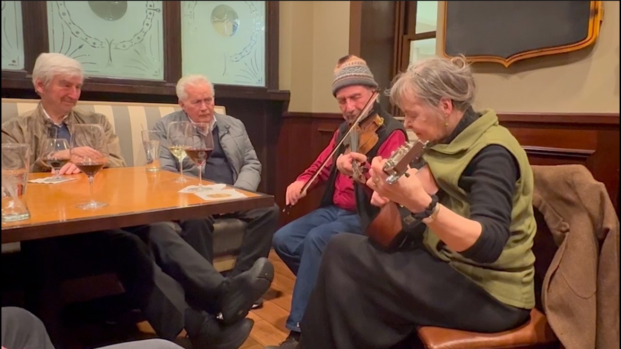 Ashokan Farewell - The Civil War Theme Live in Gettysburg with Martin Sheen and Sam Waterston