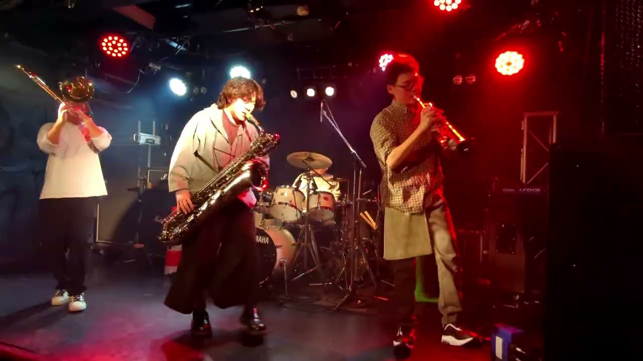 【NEW5】Funky town(Lucky Chops |  cover) in AFUROYA ChristmasLive 2025