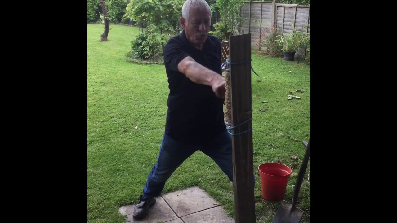 Mick Dewey Makiwara