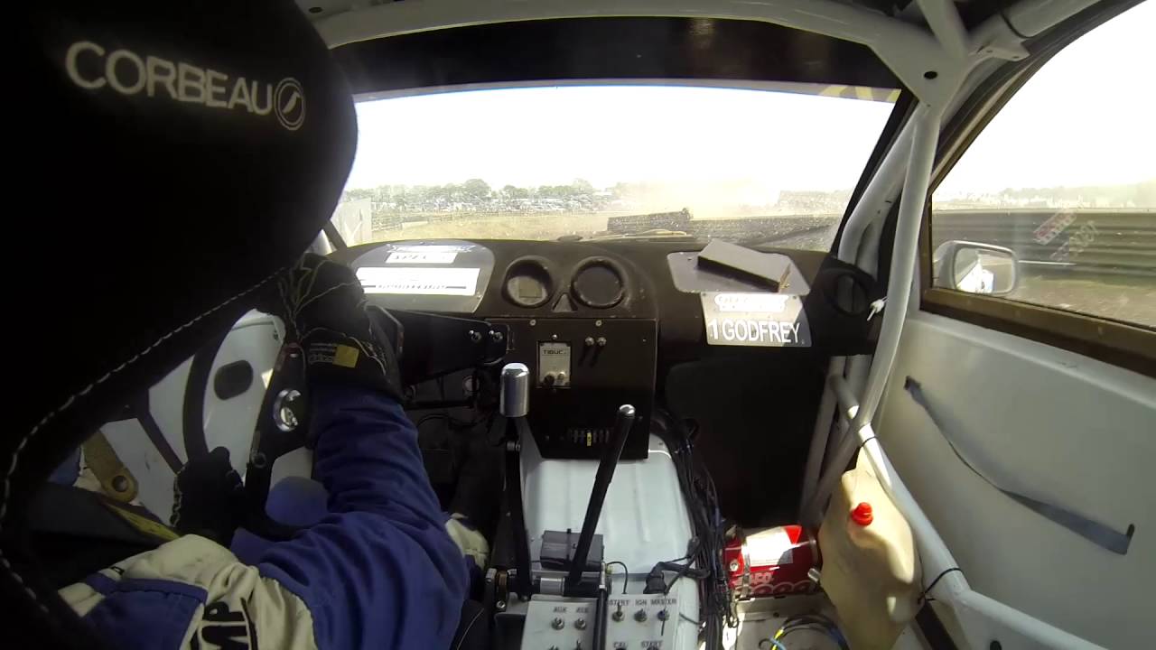 Julian Godfrey crash in car Lydden Hill 2016