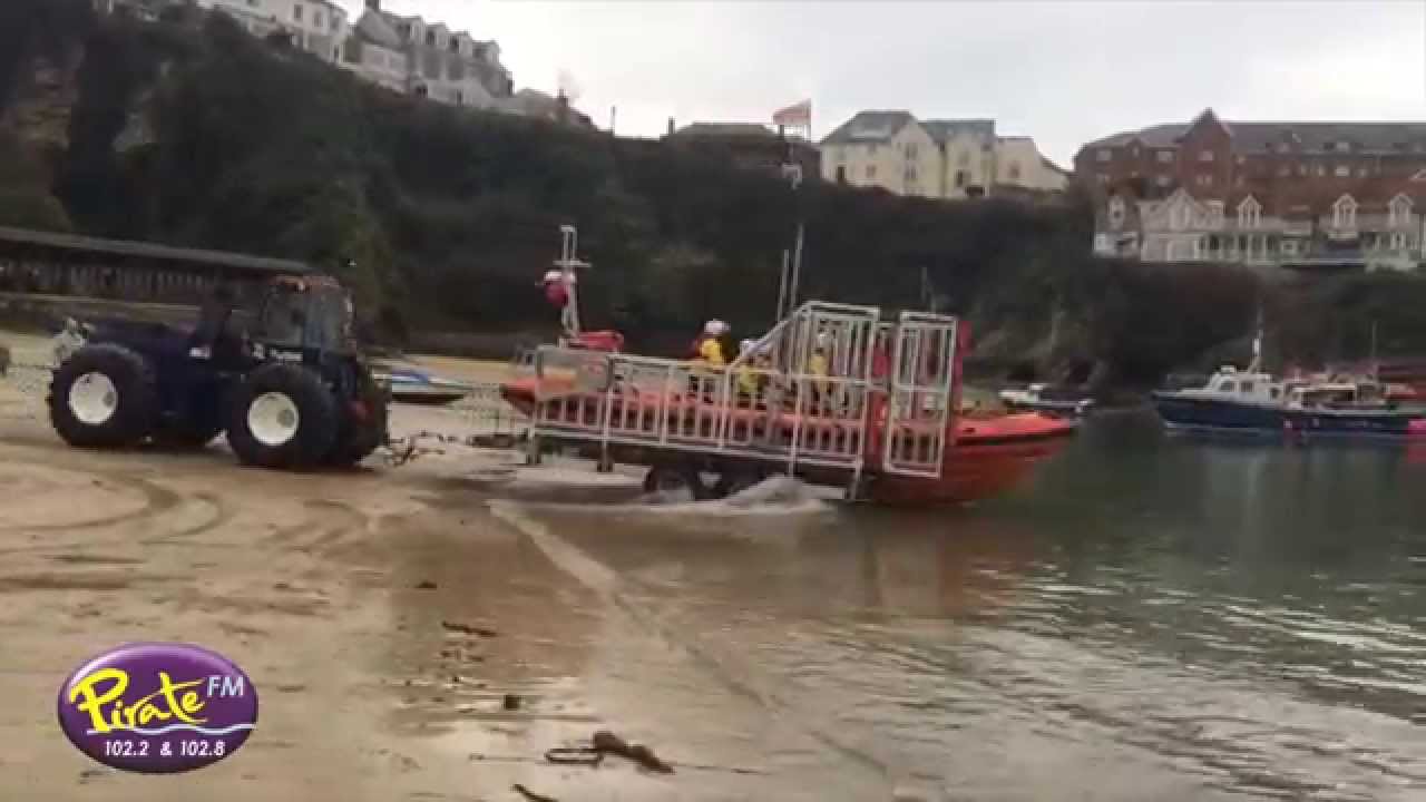 Newquay Lifeboat Launch - Easter Sunday 2015