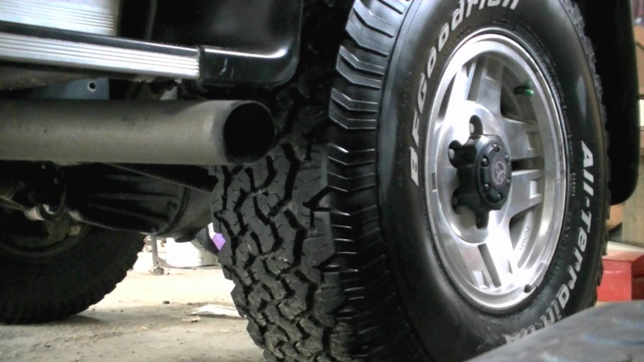 Toyota Hilux Surf 3.0 Startup + Custom Exhaust Clip