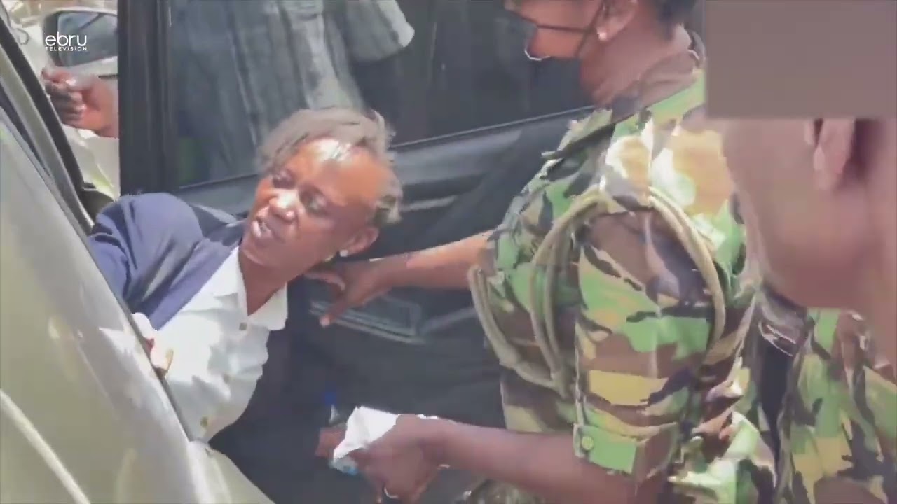 Houses in Kayole Nyamavilla area get demolished under authorization from the government. #ebrunews