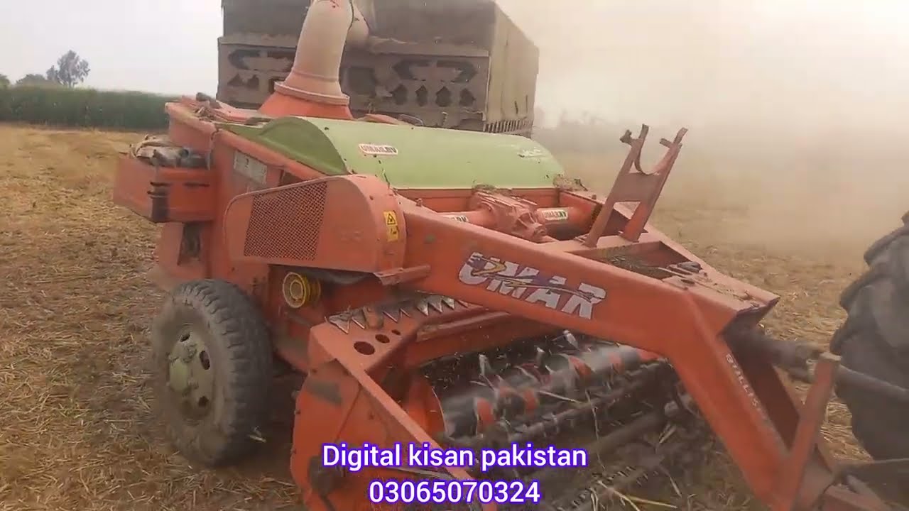 wheat satraw reaper Umar compay ka  made in pakistan kaisa chlata hay kitna kamaya ?