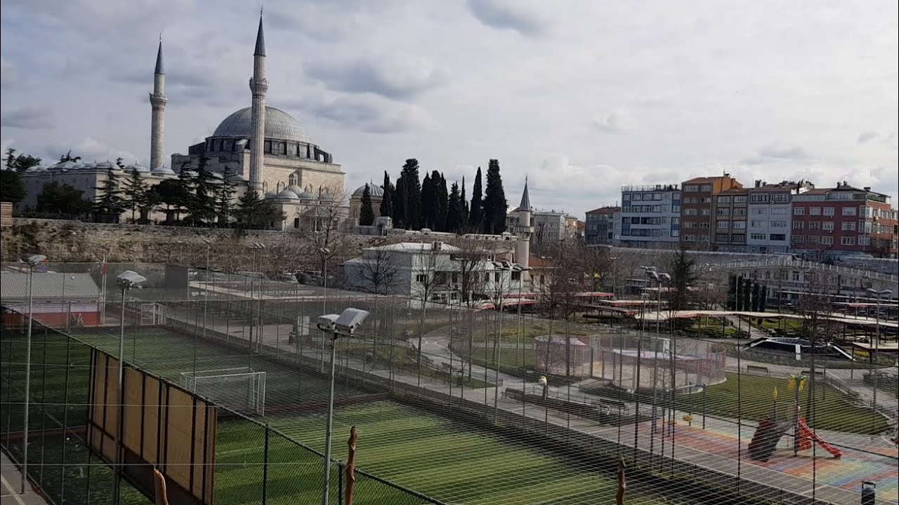 Yavuz Sultan Selim Camii Istanbul