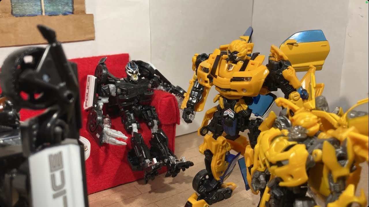 Barricade and Jerricade meet Bumblebee’s Brother