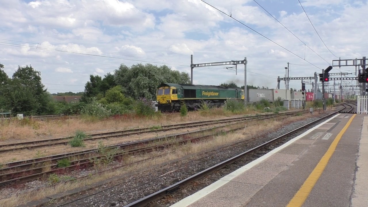 180726 Didcot 66589 4M61