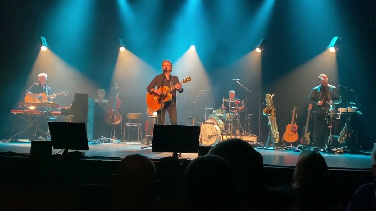 Hubert Félix Thiéfaine - Juste une valse noire  // Théatre Chatel-Guyon / Novembre 2022