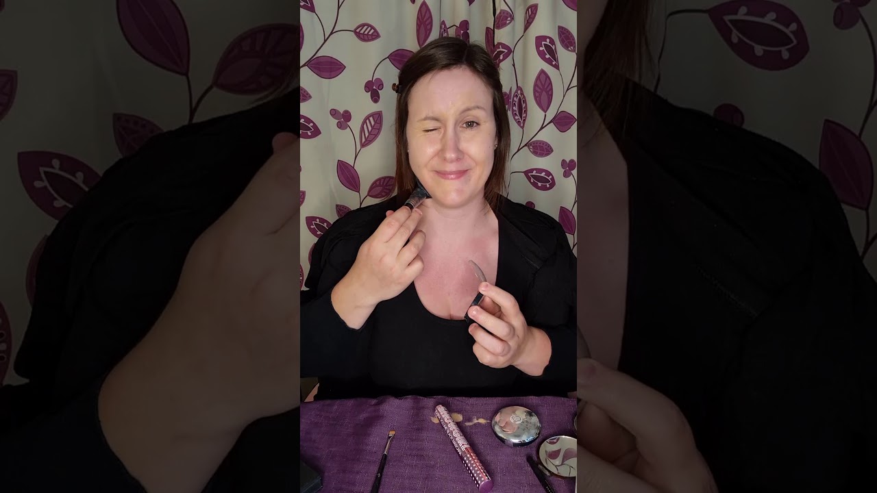 'No hands' Makeup Tutorial Challenge
