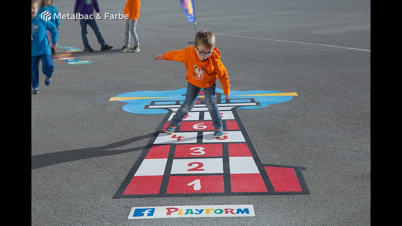 En France &agrave; Plouguin &ndash; Jeux interactifs pour des enfants - mat&eacute;riau thermocollant pr&eacute;fabriqu&eacute;
