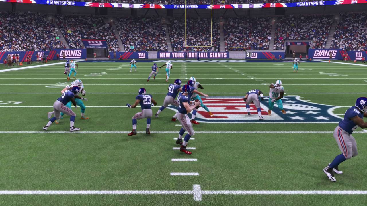 Madden NFL 17: Ball Physics