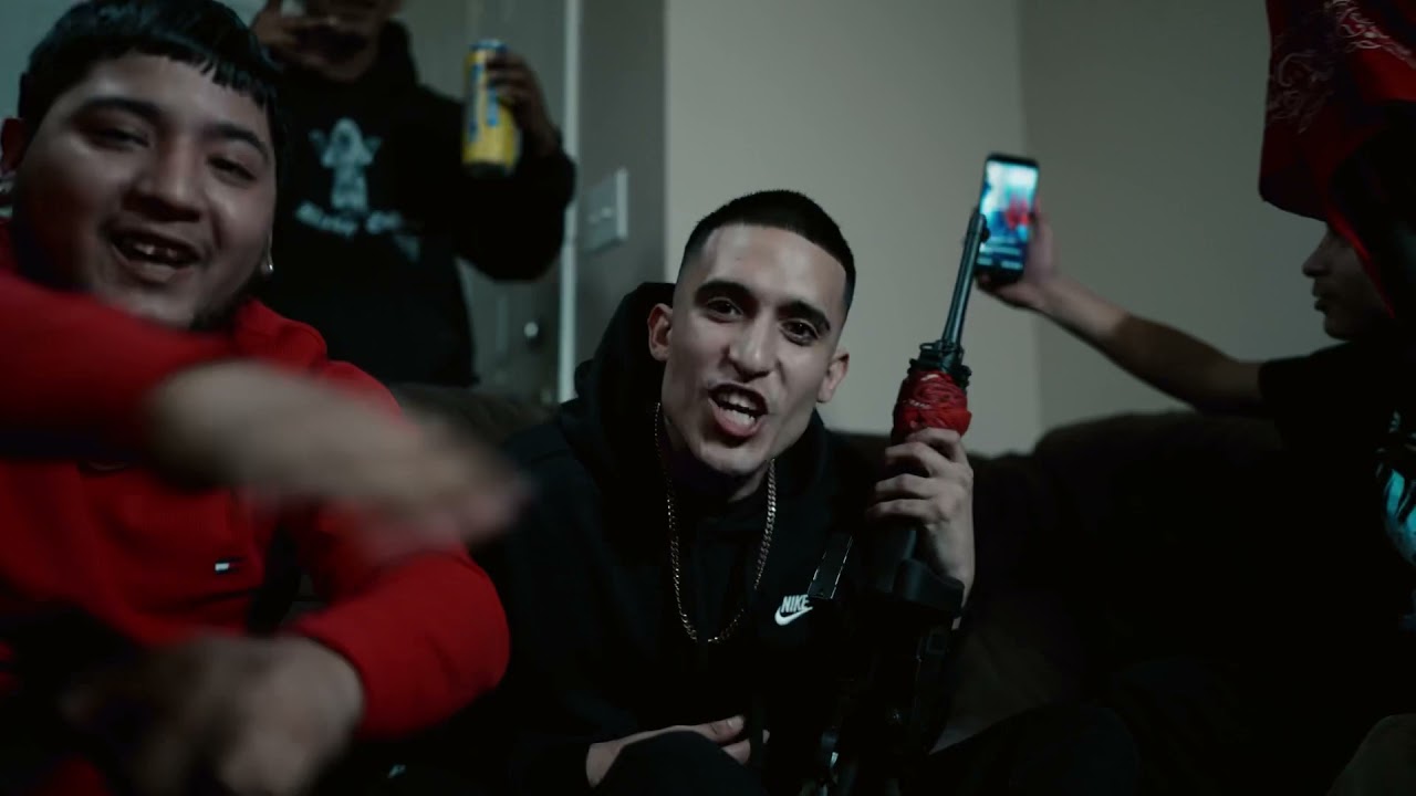 Yungin flows ft jonnyboy - double sides