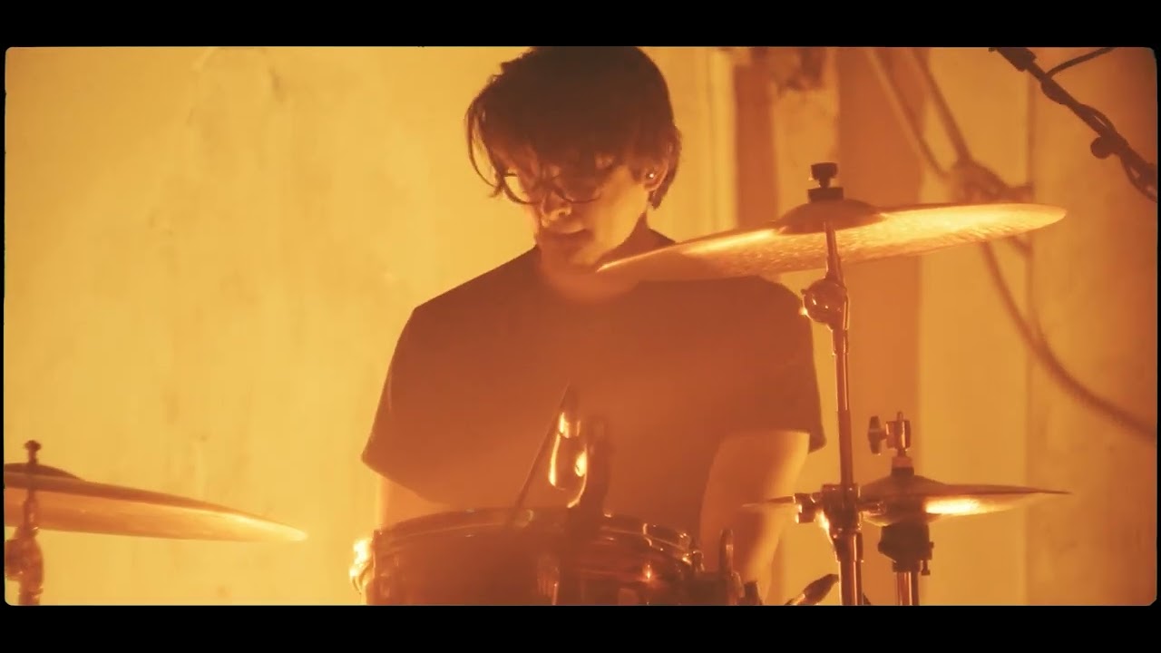 black particles - quietus
