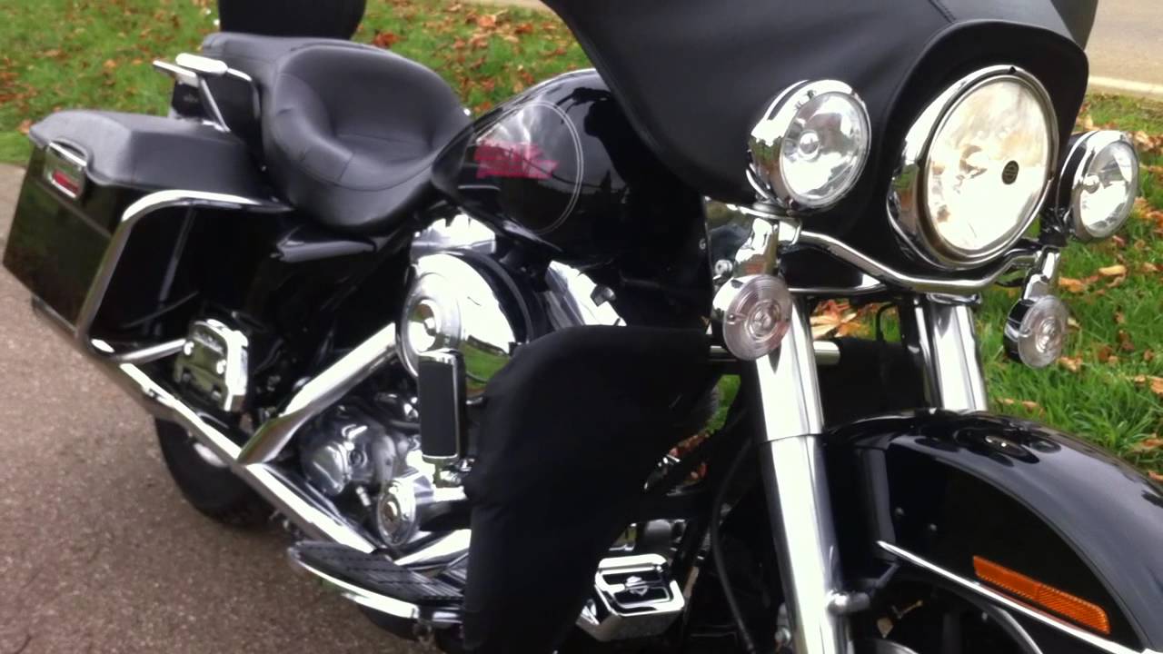 Harley Davidson Electra Glide Standard (FLHT) 2005
