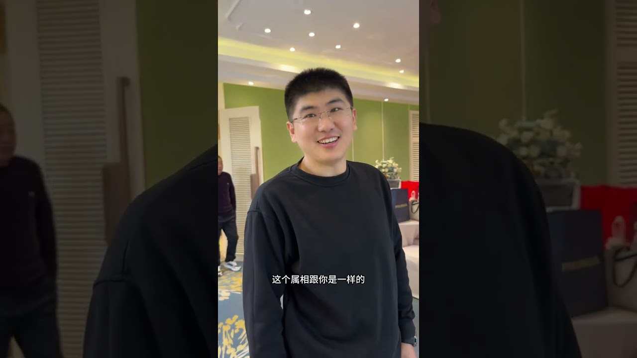 一周歲快樂，我的女孩，在愛意簇擁里成為一歲的小朋友
希望你永遠健康快樂，一生平安歲遂#世喜奶瓶斷奶神器
