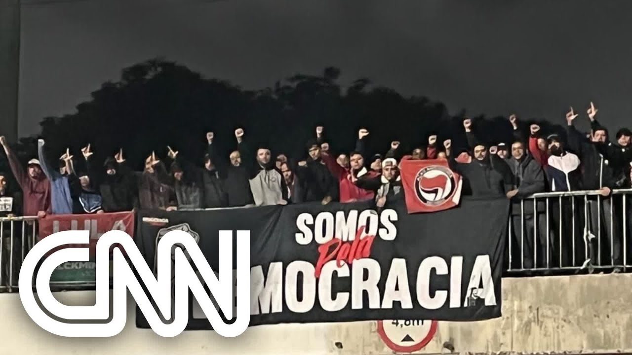 Gaviões da Fiel desfaz bloqueios de apoiadores de Bolsonaro | NOVO DIA