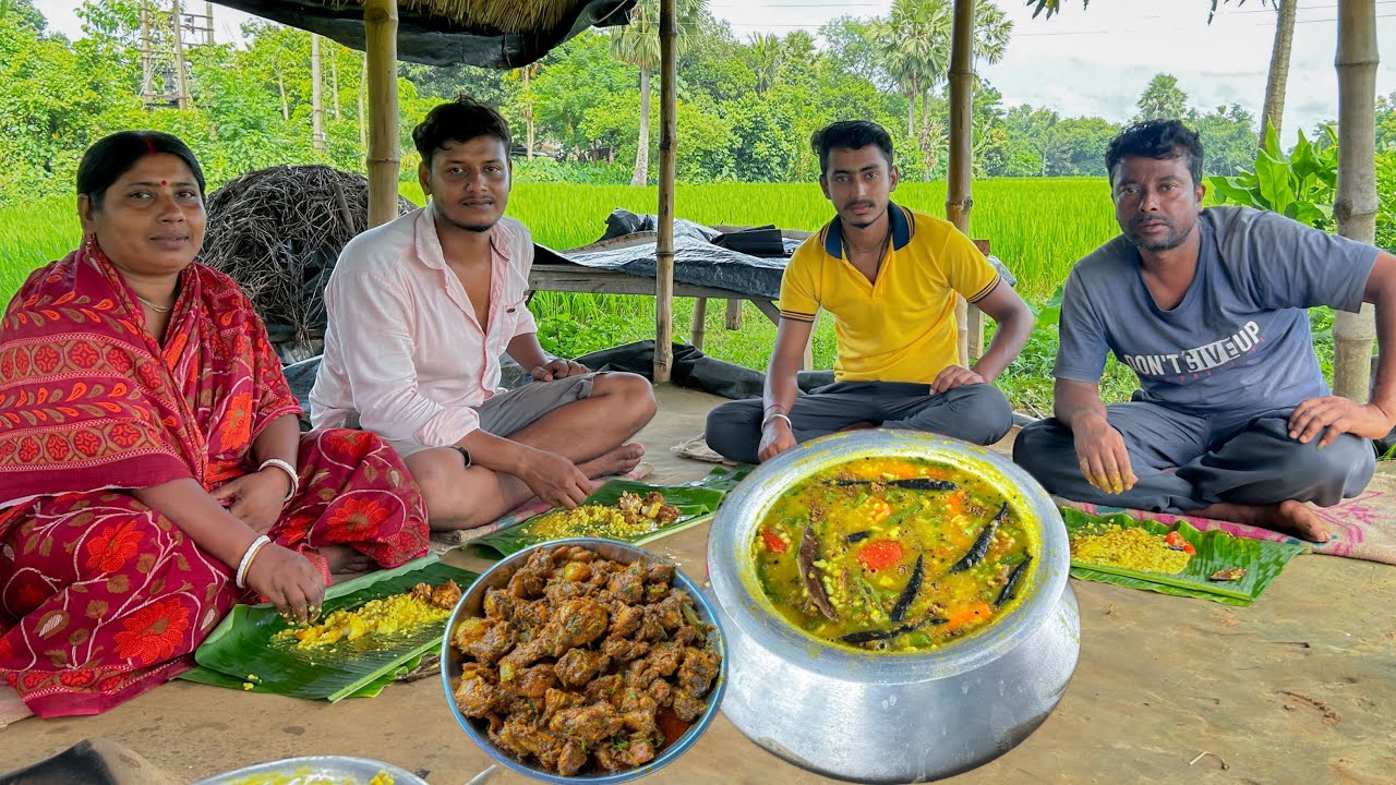 বৃষ্টির দিনে এমন খিচুড়ি পেলে পুরো জমে যাবে ,easy and simple Bengali Khichuri recipe ।